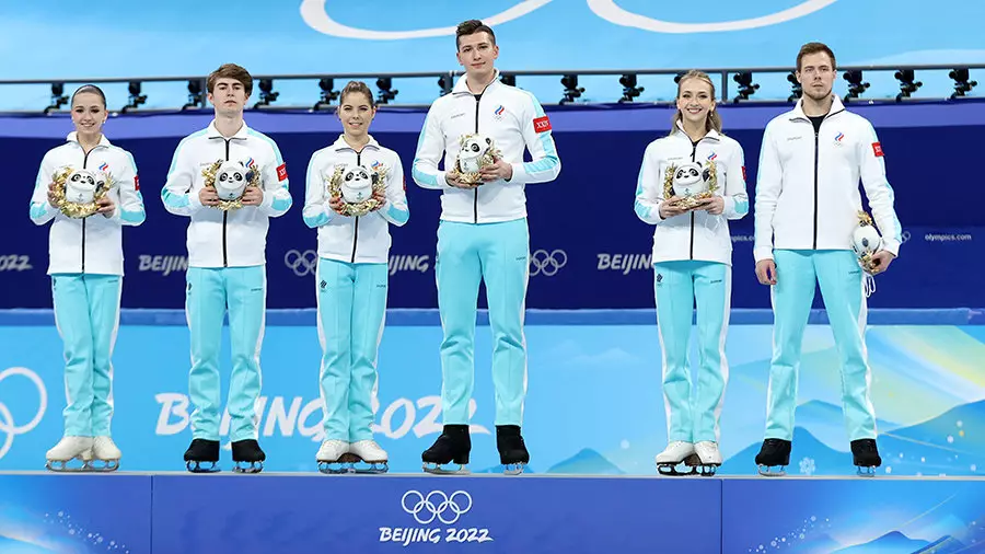 Дайте решить спортсменам! Принимать ли нашим фигуристам бронзу Олимпиады-2022 вместо золота?