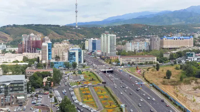 Досаев пообещал снизить скорость на двух улицах в Алматы