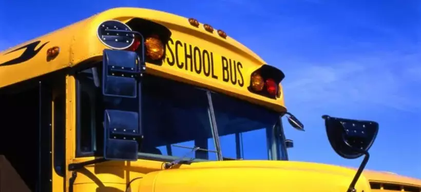 Новый автобус вручили одной из школ Семея
