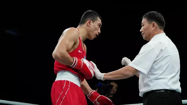 Казахстанец красиво отомстил за разгром соотечественника и выиграл малый ЧМ по боксу