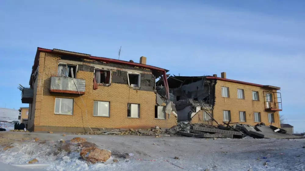Жилой дом после мощного взрыва снесут в Карагандинской области