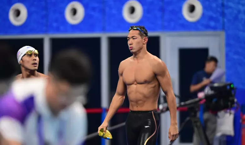 Казахстанский пловец не квалифицировался в полуфинал ЧМ-2024 в Дохе