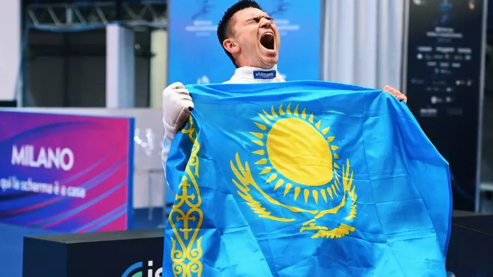 Казахстанский спортсмен расстрелял свою форму