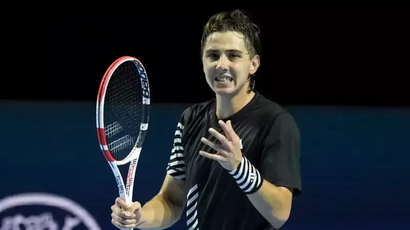 Казахстанский теннисист сенсационно обыграл седьмую ракетку мира в Нидерландах