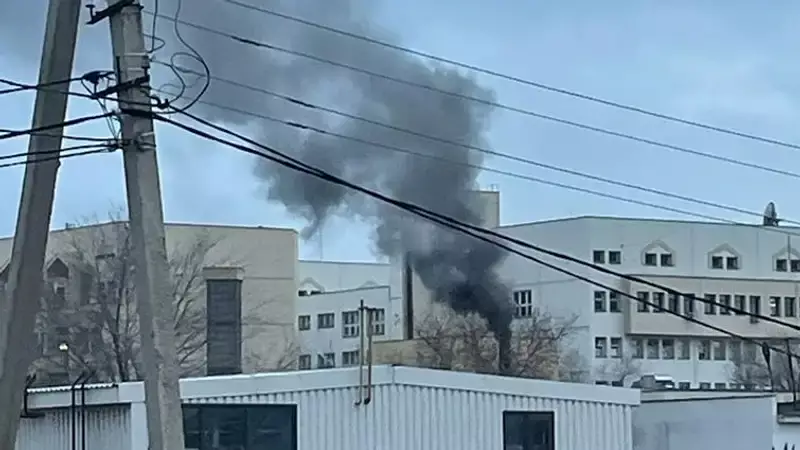 Жители Кызылорды жалуются на черный дым от печи областной больницы