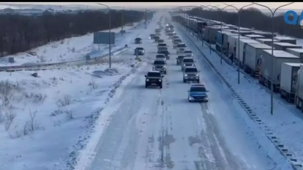 Мороз до 40 градусов: дорожники обратились к водителям