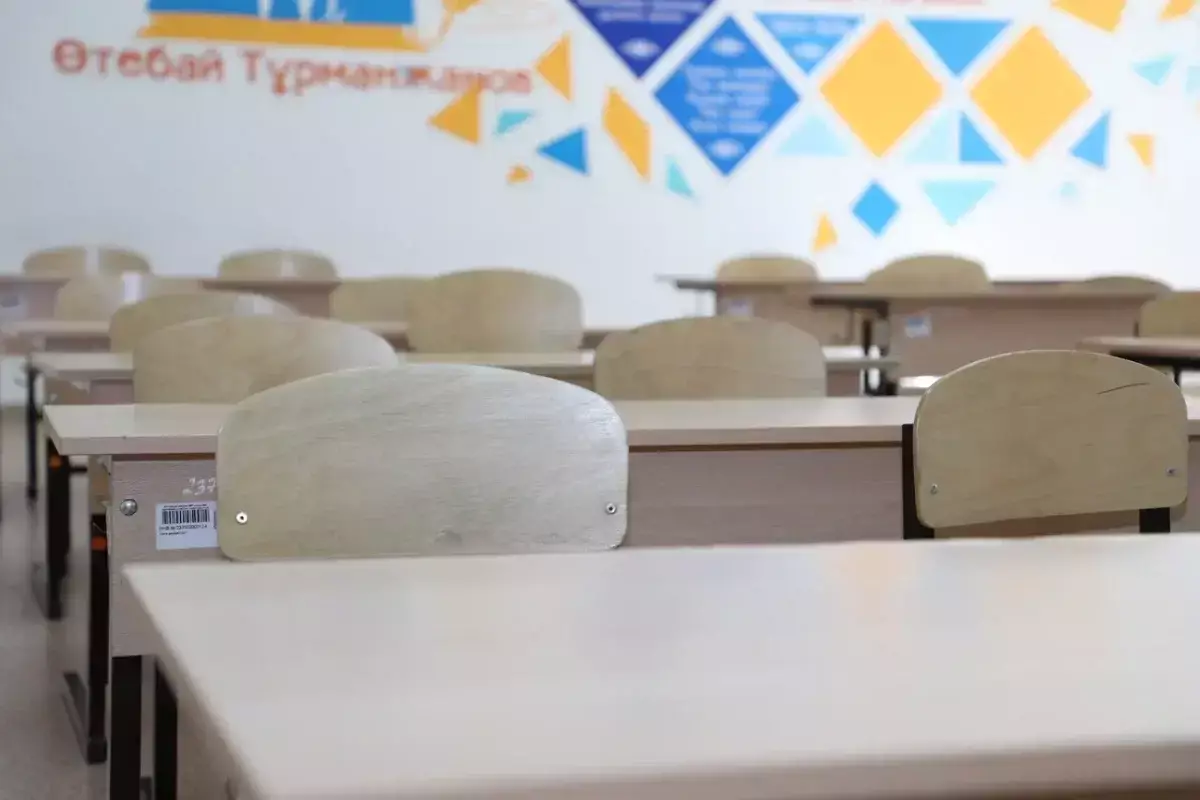 Алматы облысында білім бөлімінің басшысы ақша жымқырды деген күдікке ілінді