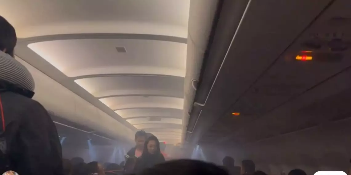 Из-за взрыва пауэрбанка самолёт экстренно посадили в Гонконге