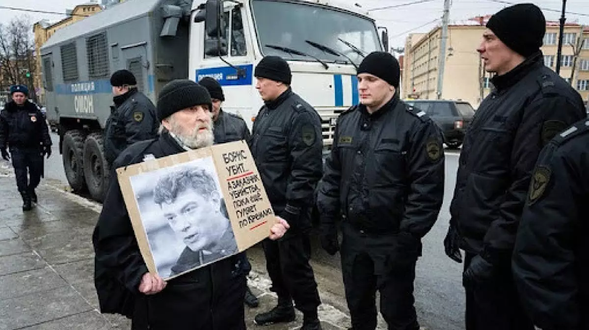 В Барнауле согласовали митинг памяти Бориса Немцова
