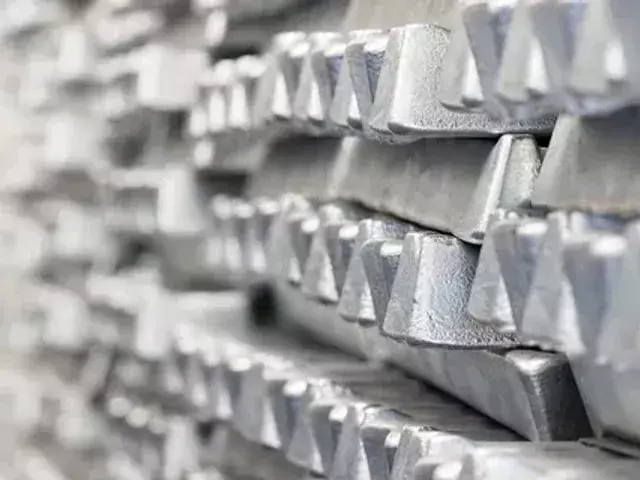 Спад в стройсекторе Европы бьет по производителям алюминия   