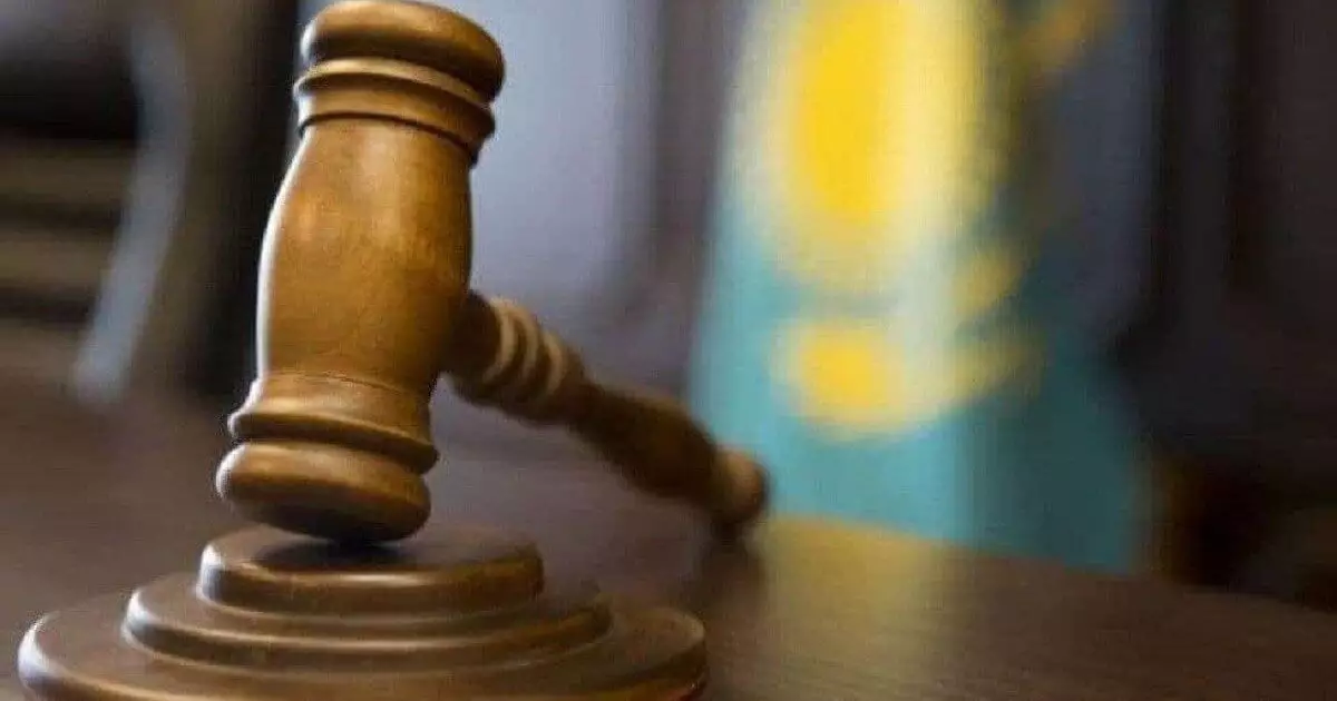  Астанада пара алған адвокат 11 жылға сотталды   