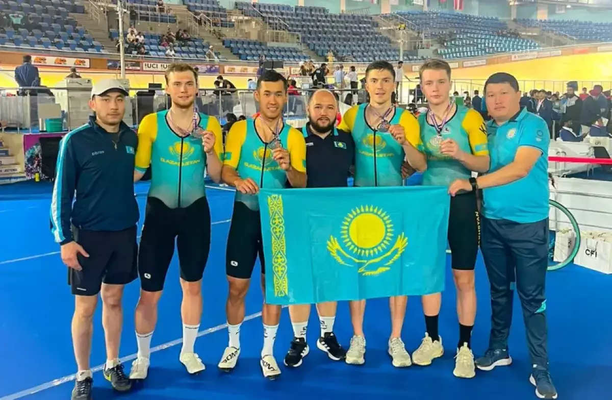 Сборная Казахстана стала бронзовым призером чемпионата Азии по велоспорту