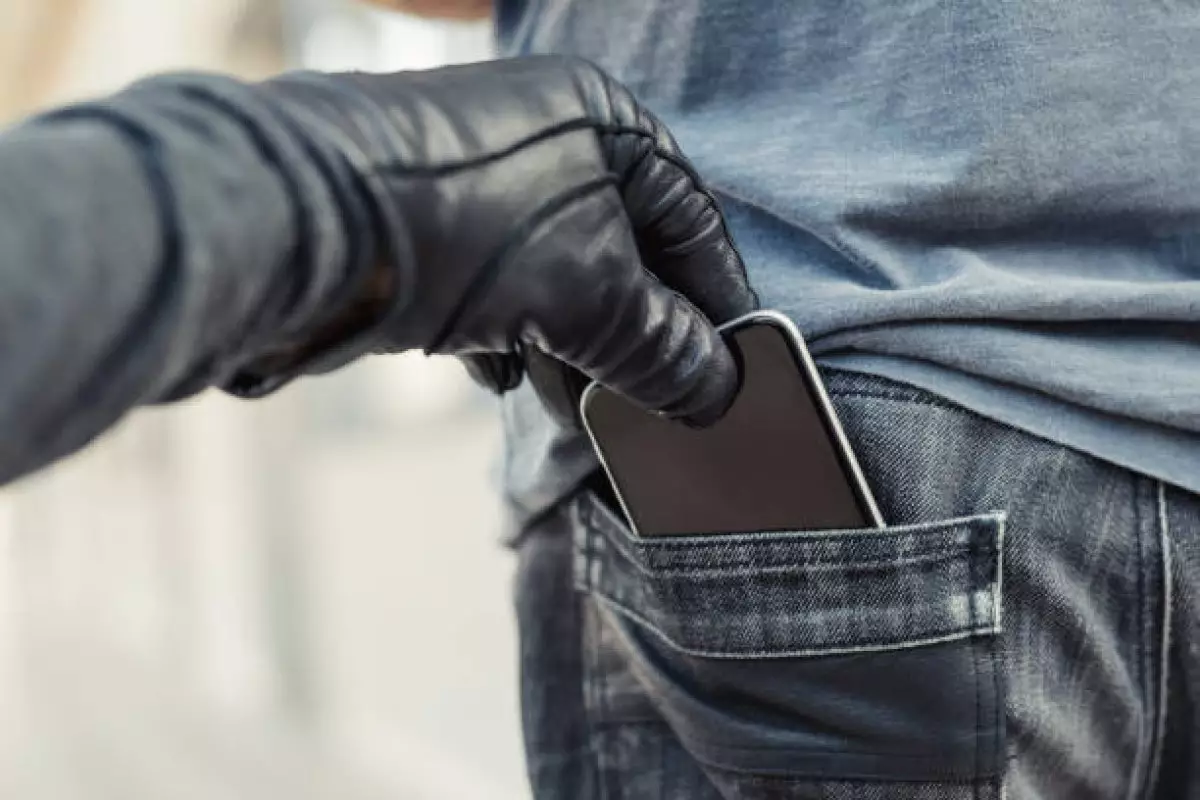 Что делать, если у вас украли телефон?