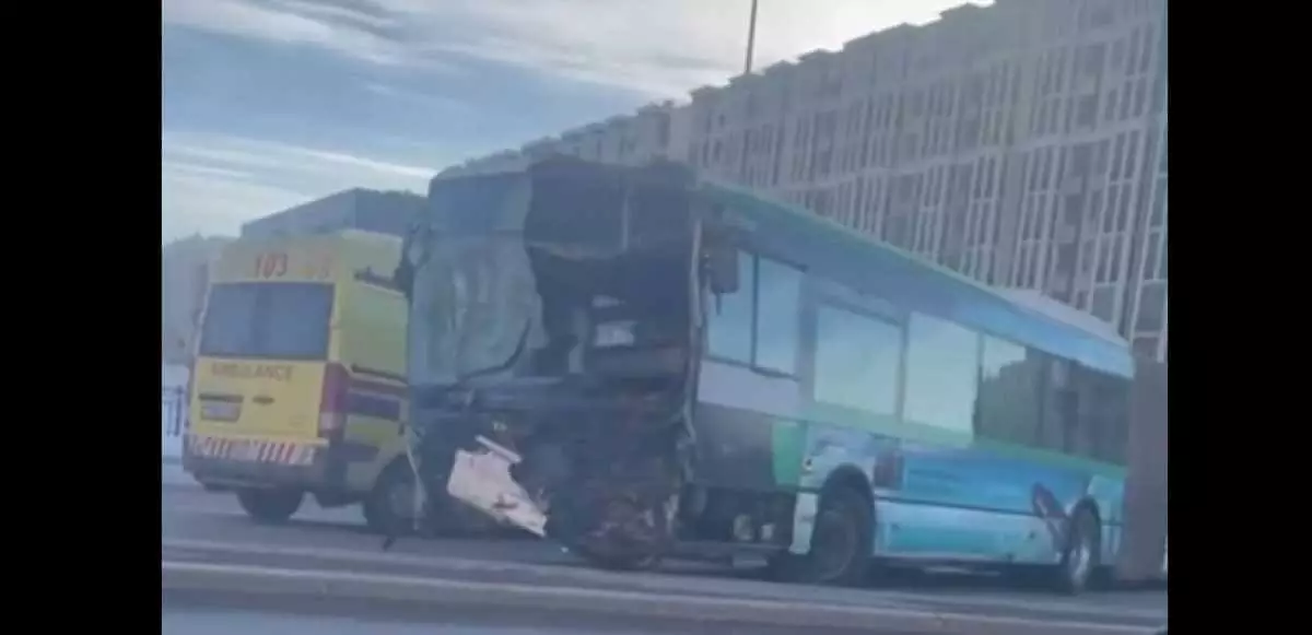 Страшное ДТП: В Астане столкнулись автобус, грузовик и внедорожник