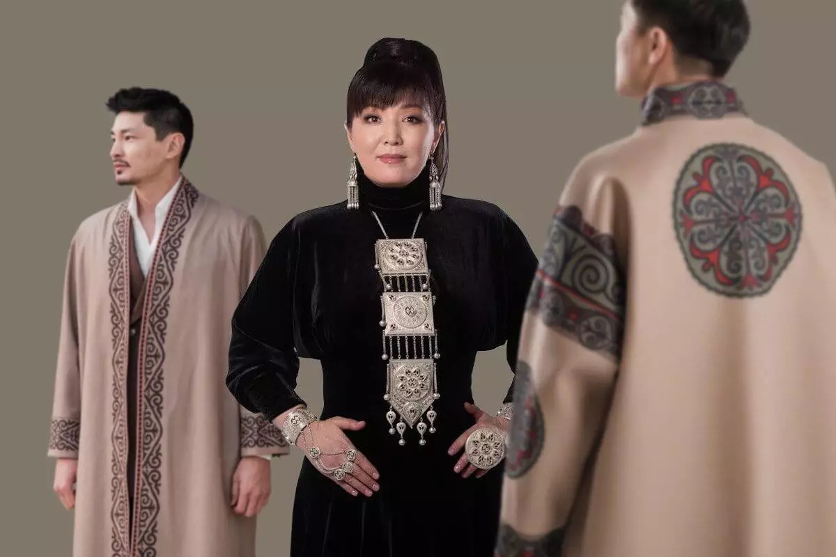 Шапаны “Димаш” и “Обама”: как изделия казахстанского дизайнера стали мировым достоянием