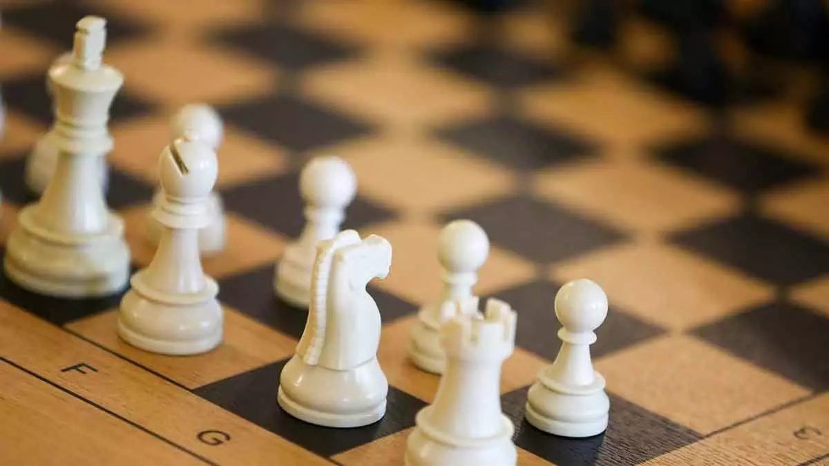 Не просто игра, но и инструмент развития: как шахматы влияют на детей и взрослых