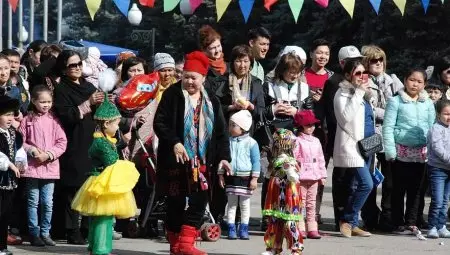 Примерно половина марта для работающих в «пятидневку» в Казахстане будут выходными днями