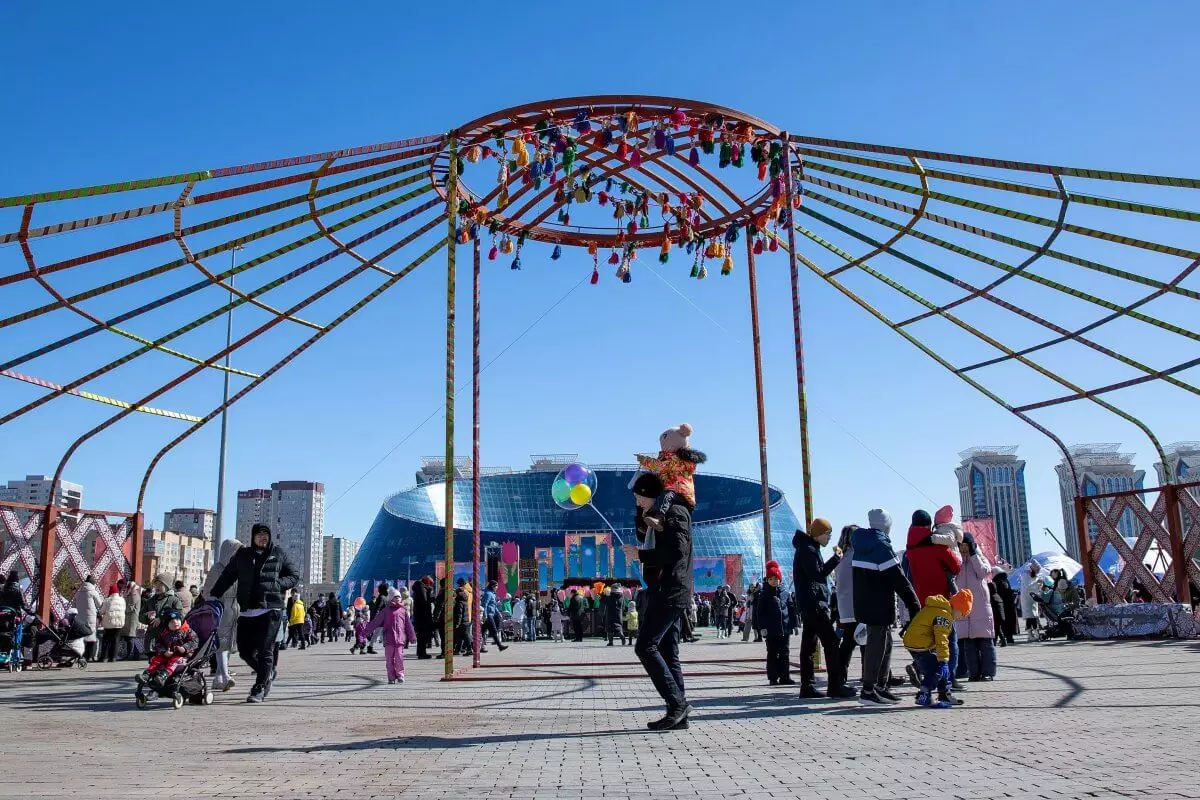 Как казахстанцы отдохнут в марте 2024 года