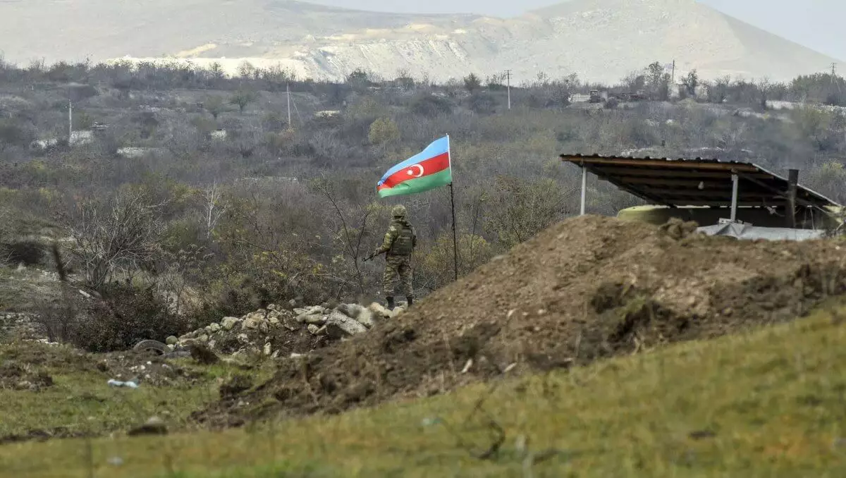Армения Әзербайжанның әскери позицияларына тағы да оқ атты