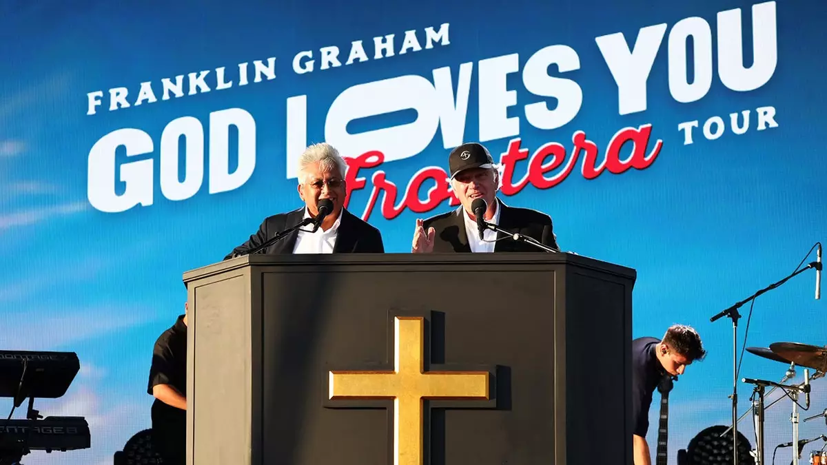 Преподобный Франклин Грэм начинает тур по «перегруженной» южной границе Америки: «Людям нужна надежда»