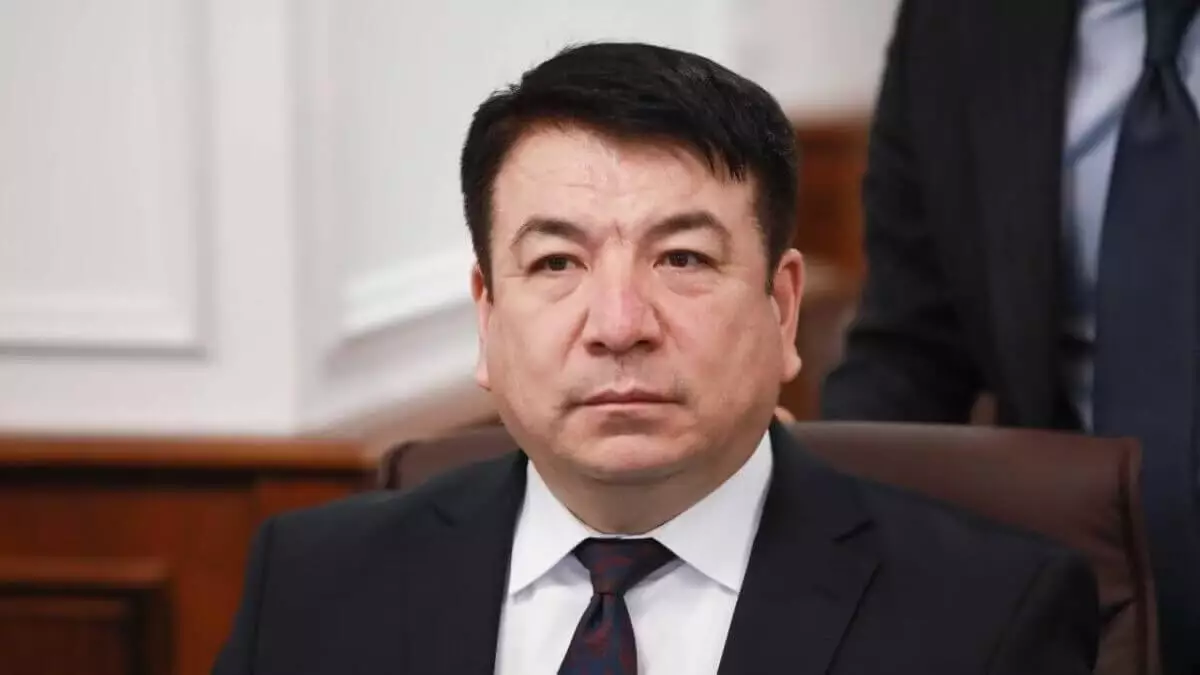 Изменится ли зарплата у директоров школ рассказал министр Бейсембаев