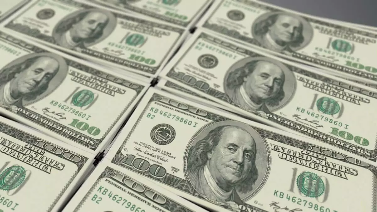 Доллар дешевеет с прошлой недели на торгах в Казахстане