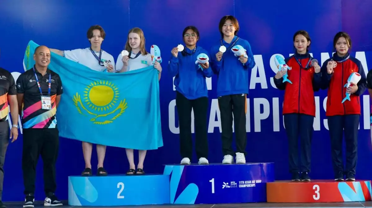 11 медалей завоевала сборная Казахстана в первый день чемпионата Азии по водным видам спорта