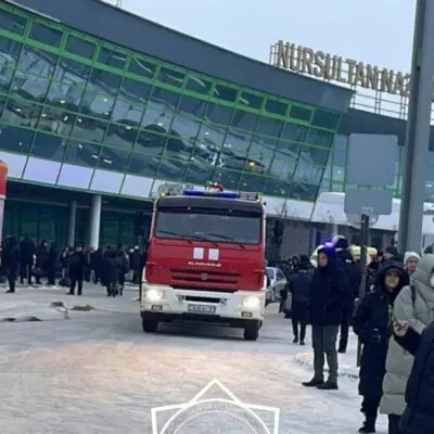 Из аэропорта Астаны эвакуировали людей из-за пожара