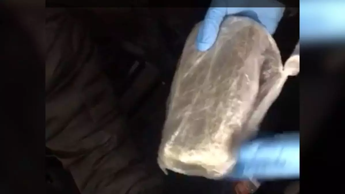 Наркотики на 3 млн тенге изъяли у иностранца в Акмолинской области