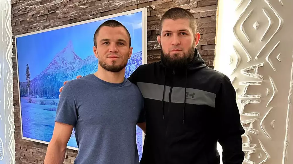 "Не-не, с ним не хочу": Нурмагомедов испугался казахстанца в UFC?