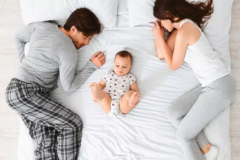 Так как приучить ребенка спать отдельно от родителей