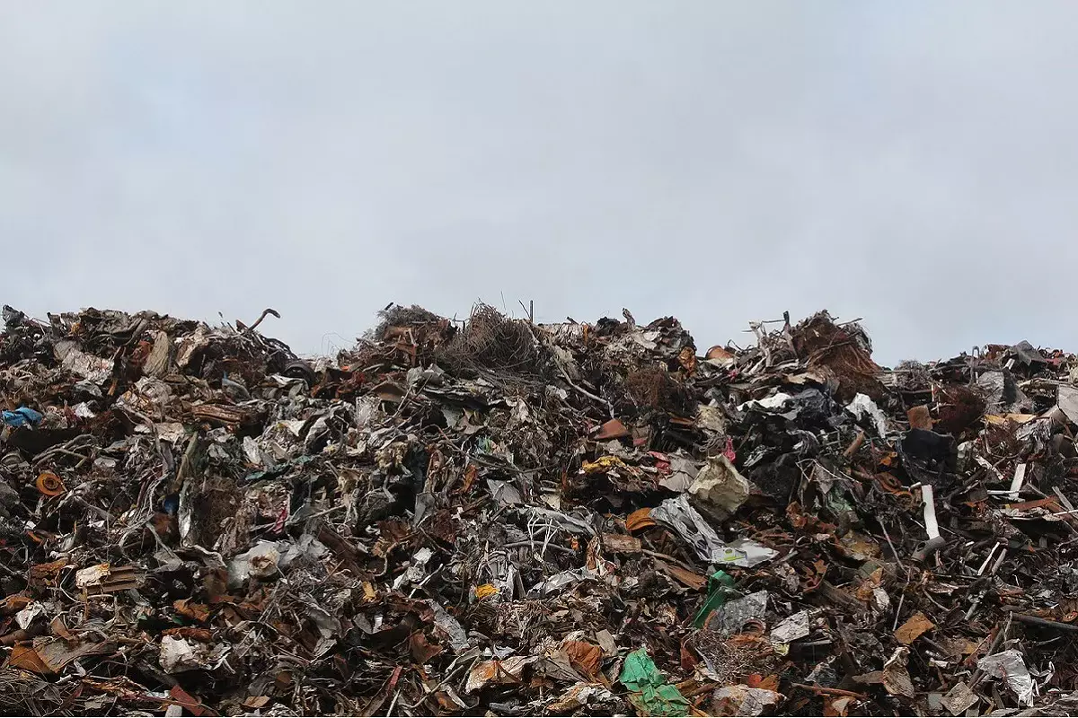 Ликвидировать мусорный полигон в области Жетысу требуют жители сразу трех сел