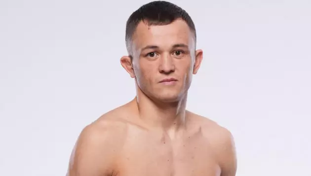 "Без разницы". Казахстанский дебютант UFC объяснил прибытие в США в последний момент