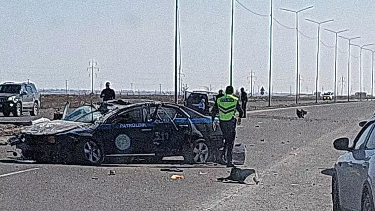 Полицейский разбил служебное авто в Актау (ВИДЕО)