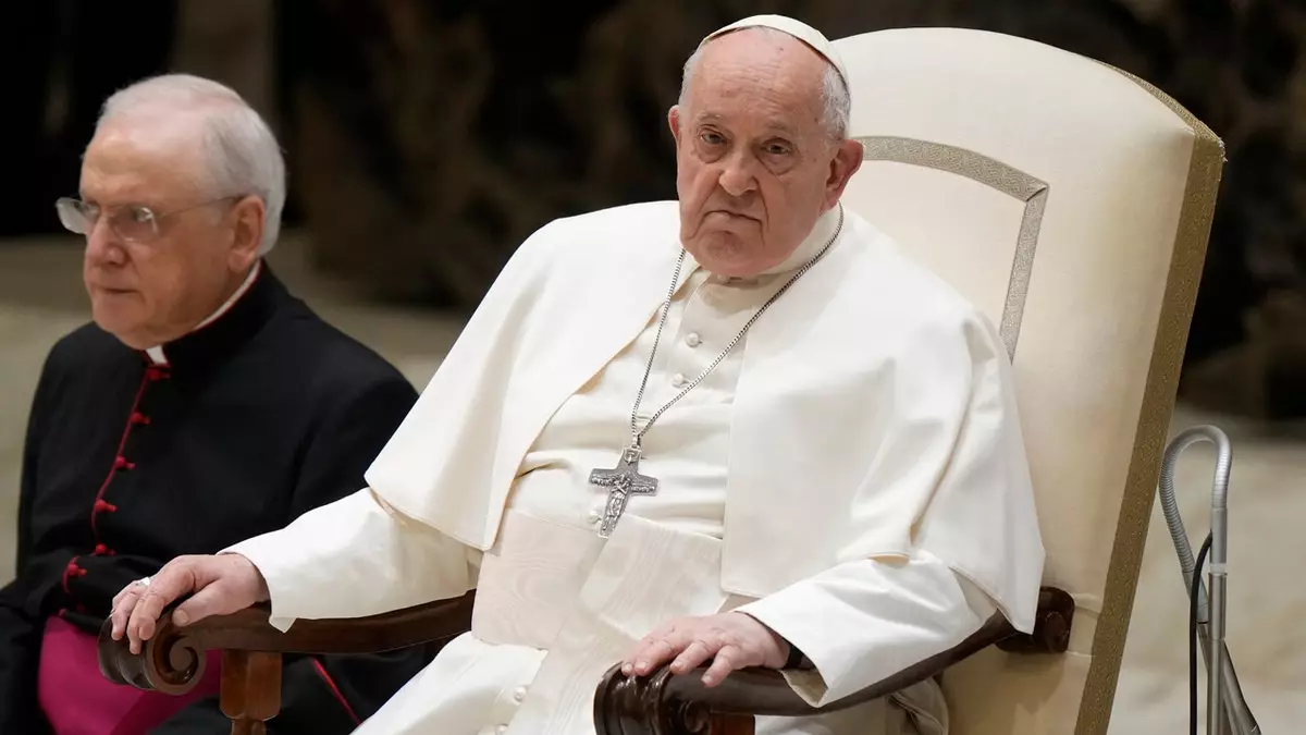 Католические священники молились, чтобы Папа Франциск «попал на небеса» как можно скорее