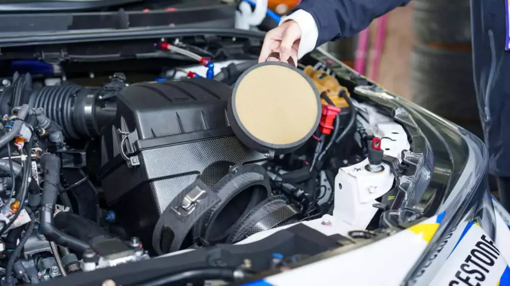 Toyota создала двигатель, способный очищать воздух от углерода