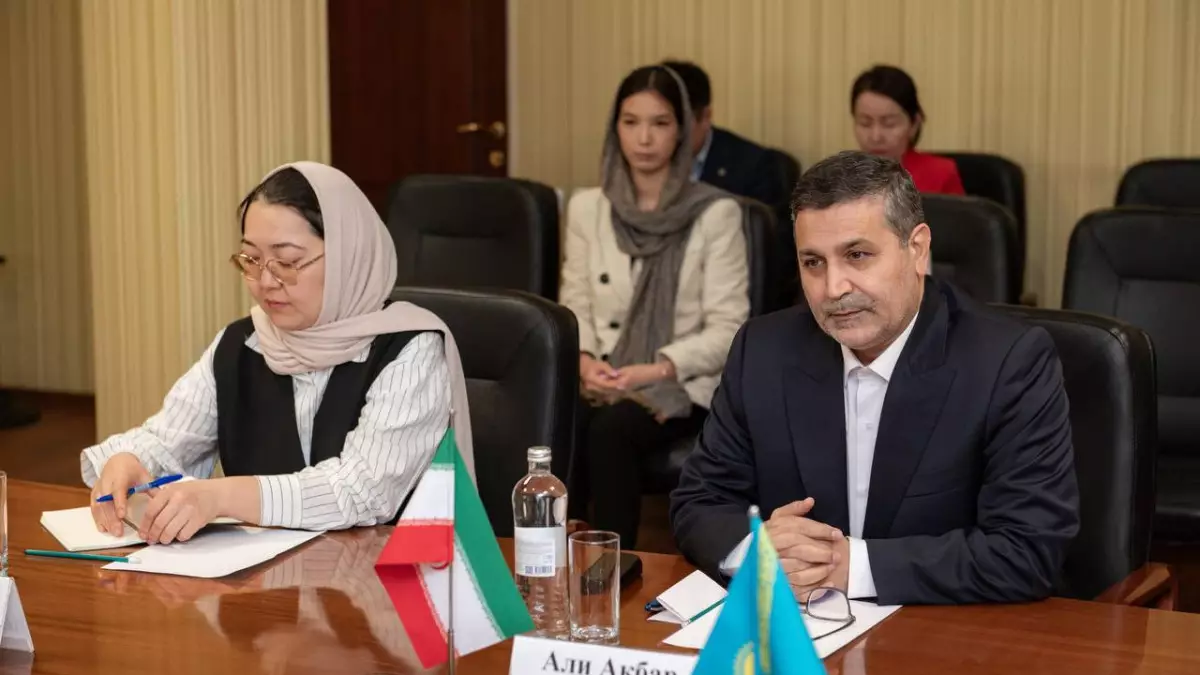 Казахстан усилит сотрудничество с Ираном в сфере культуры и искусства