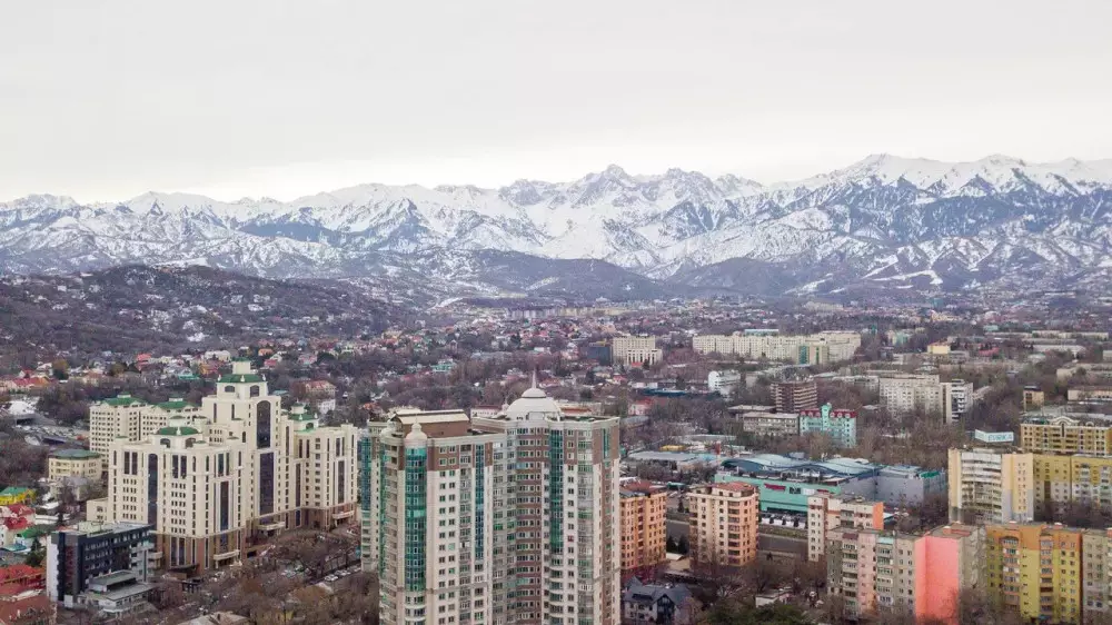 Землетрясение: сирена звучит в Алматы