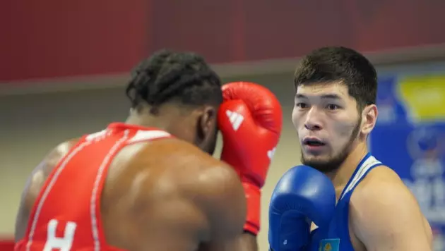 Видео победного боя чемпиона мира из Казахстана в отборе на Олимпиаду-2024