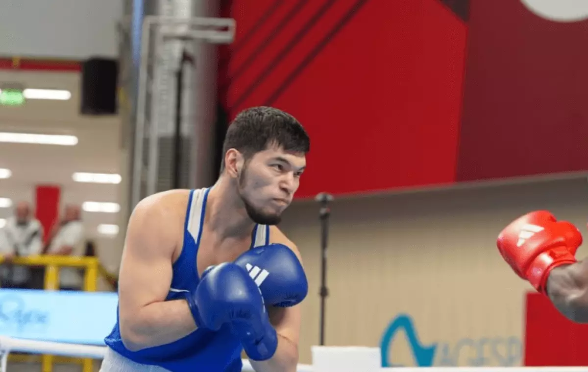 Четвертый казахстанский боксер одержал победу на лицензионном турнире в Италии