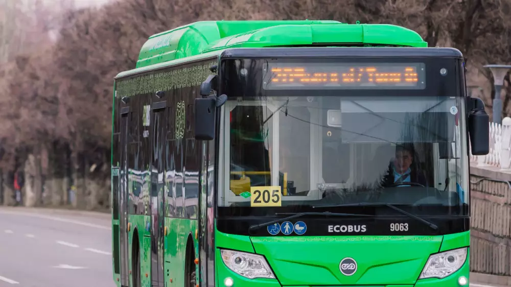 ДТП с автобусом в Алматы: есть пострадавшие