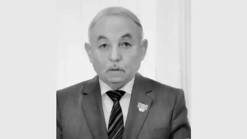 Умер известный казахстанский спортивный журналист Рабат Жанибеков