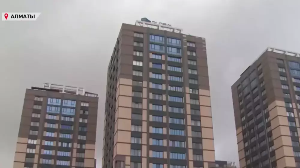 "Многоэтажные ЖК опустели". В Алматы после землетрясения вырос спрос на частные дома