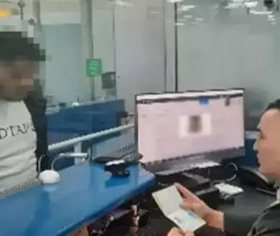 Иностранцев с фальшивыми французскими паспортами задержали в аэропорту Алматы