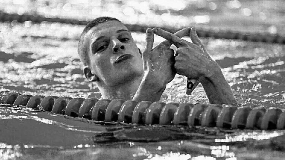 Пошел на дно из-за приступа. 17-летний пловец умер в бассейне во время турнира