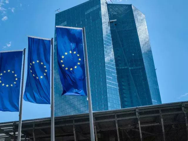 ЕЦБ ожидает замедления инфляции в еврозоне