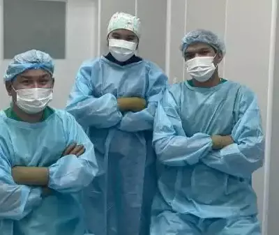Трем казахстанцам хирурги пересадили две почки и сердце одного донора