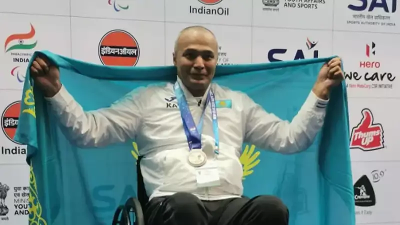 Казахстанец завоевал "серебро" на Кубке мира по пара пулевой стрельбе