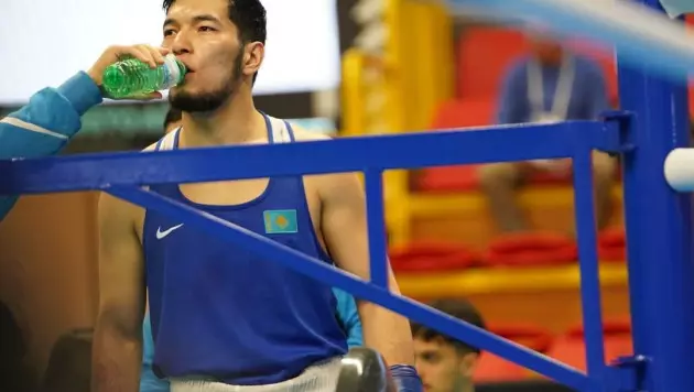 Чемпион мира из Казахстана устроил зарубу в отборе на Олимпиаду-2024
