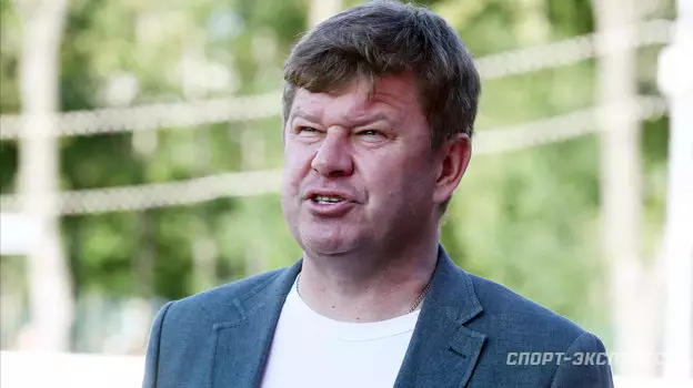 Тренер сборной России по лыжным гонкам Сорин назвал Губерниева мерзавцем